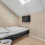 Сasa de vacaciones 3 Bedroom Lovely In *
