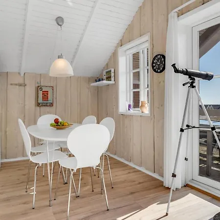 3 Bedroom Lovely In Romo