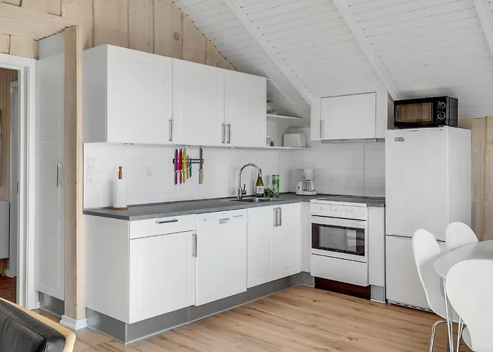 3 Bedroom Lovely In * Romo