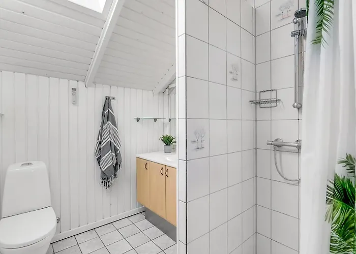 Prázdninový dům 3 Bedroom Lovely In