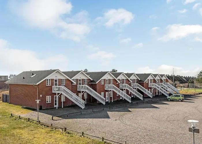 Prázdninový dům 3 Bedroom Lovely In